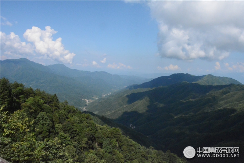 現(xiàn)代吊頂年中核心經(jīng)銷商營(yíng)銷峰會(huì)暨全國(guó)超級(jí)微團(tuán)活動(dòng)啟動(dòng)大會(huì)——井岡山之行