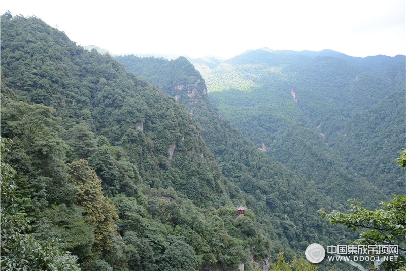 現(xiàn)代吊頂年中核心經(jīng)銷商營(yíng)銷峰會(huì)暨全國(guó)超級(jí)微團(tuán)活動(dòng)啟動(dòng)大會(huì)——井岡山之行