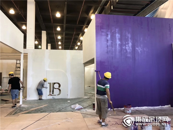 寶仕龍2019嘉興展，正如火如荼搭建中