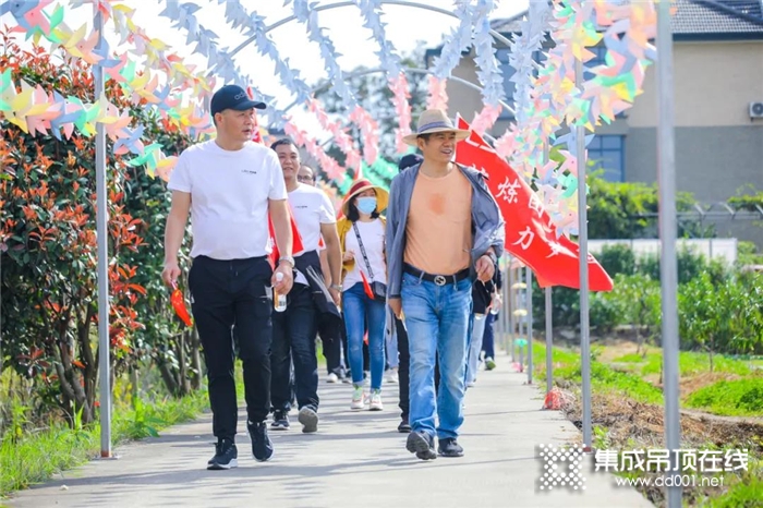 丹楓迎秋，凝心聚力！來斯奧2020年團建活動歡樂舉行！