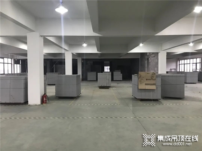 堅固這件事兒要從自身做起，金盾頂美第5代展廳工程進度為你展現(xiàn)！